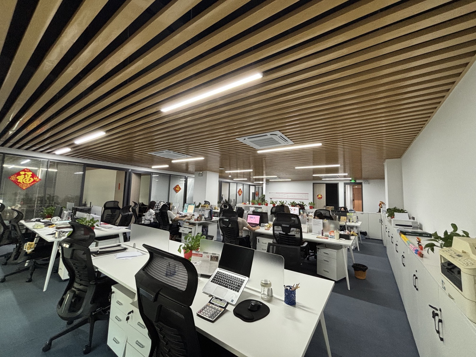 Wokin New Materials office environment